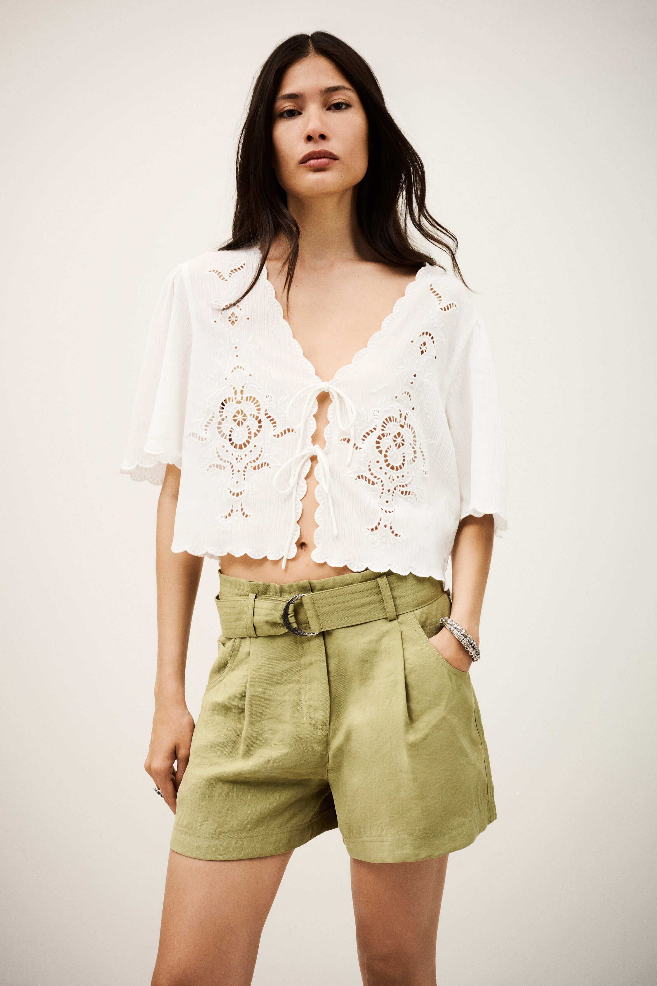 shorts DEMIE