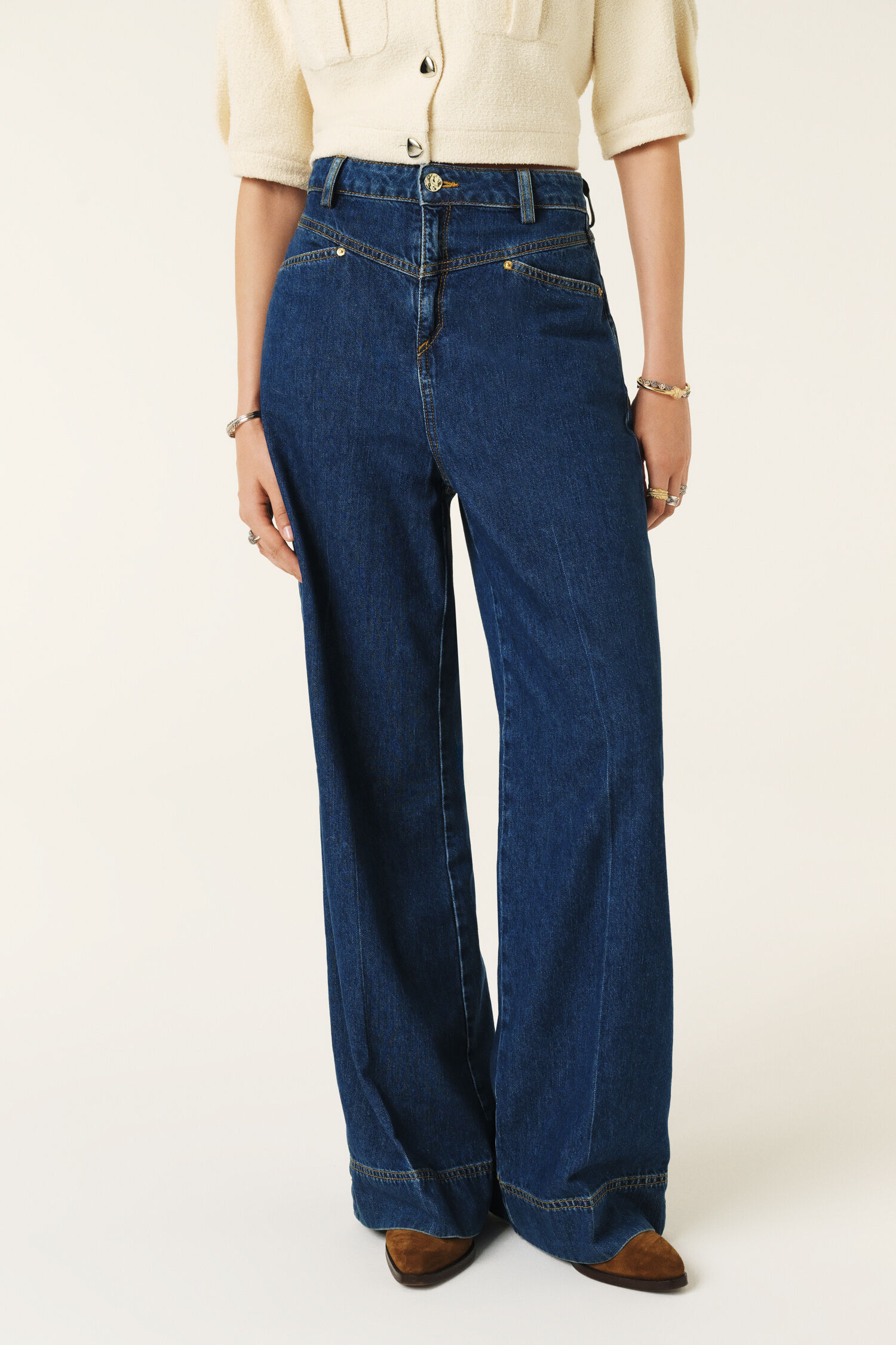 BUTSY JEAN