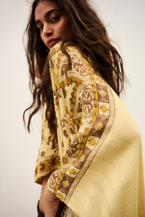 poncho ZELMA
