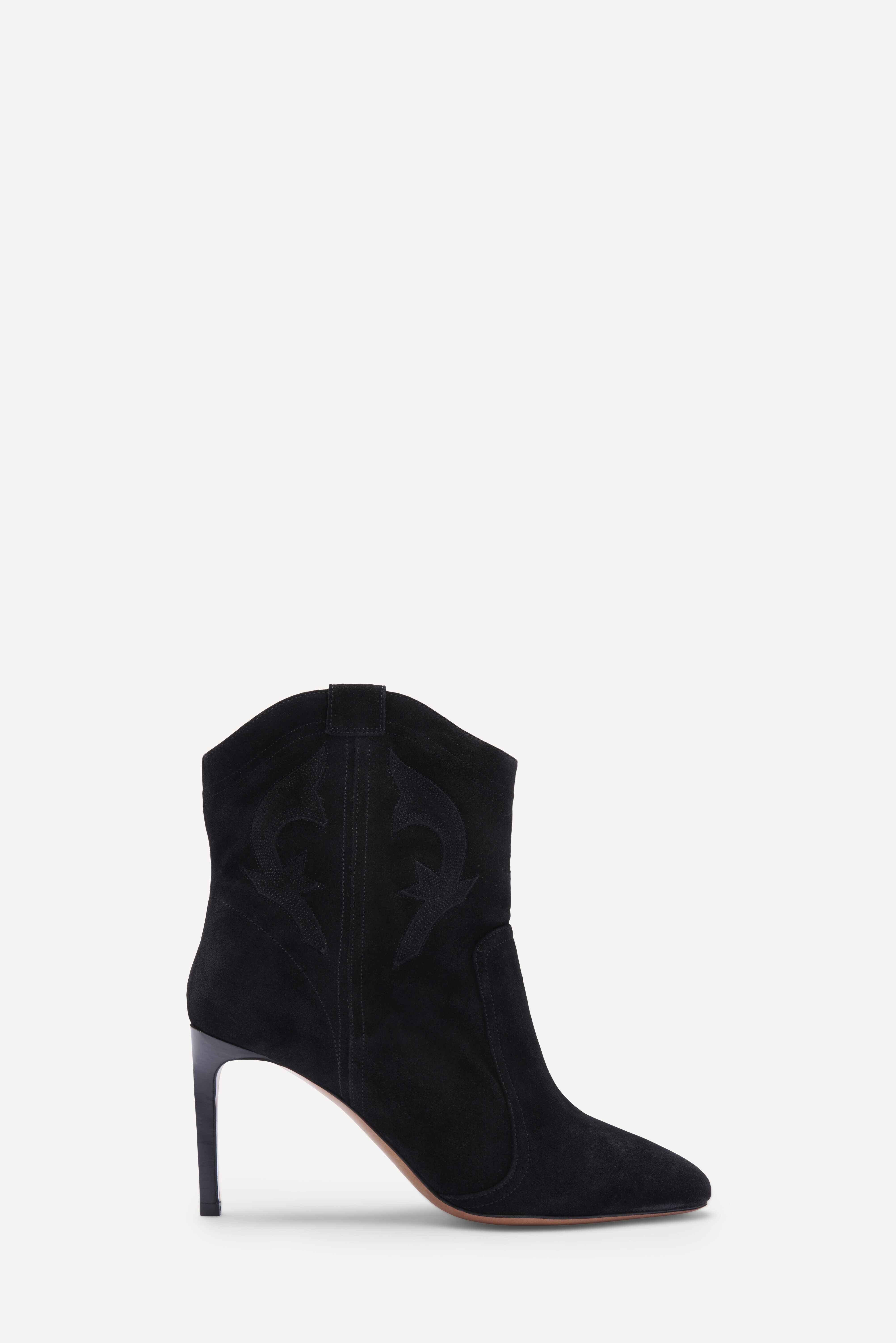 CAITLIN BOOTS