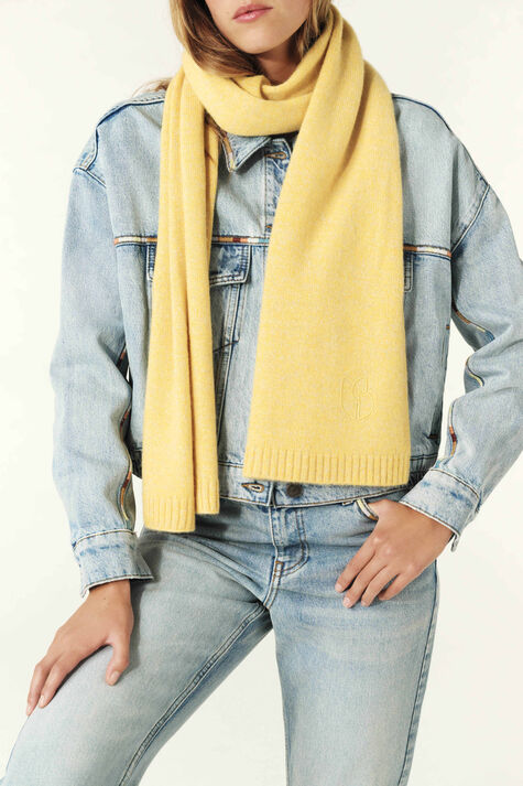 COMIE scarf