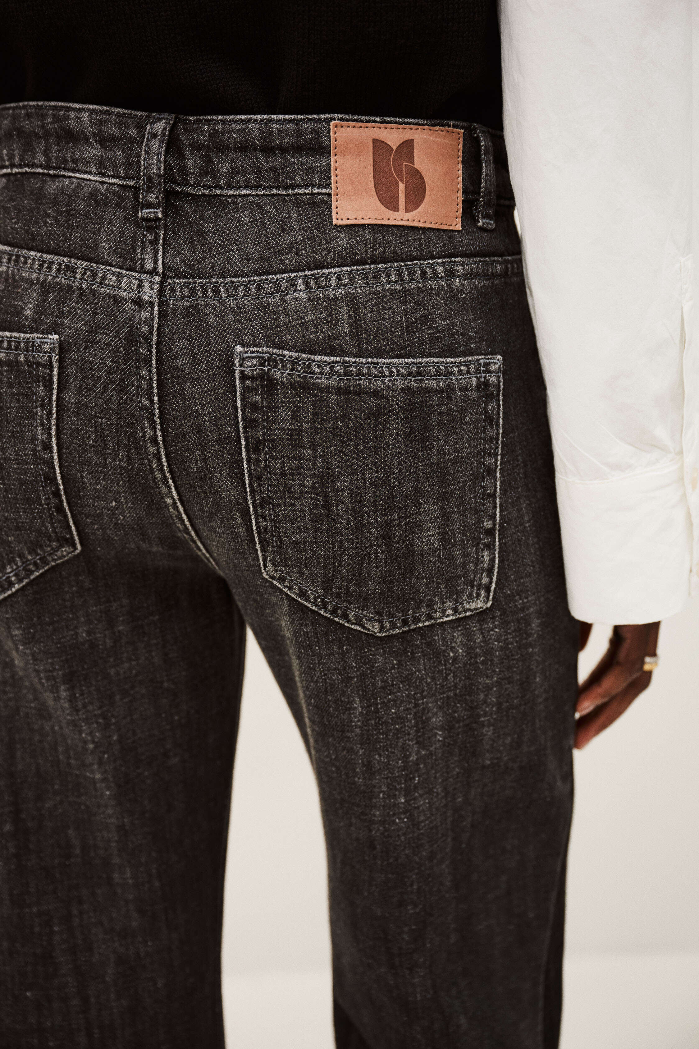 JEANS FADOU