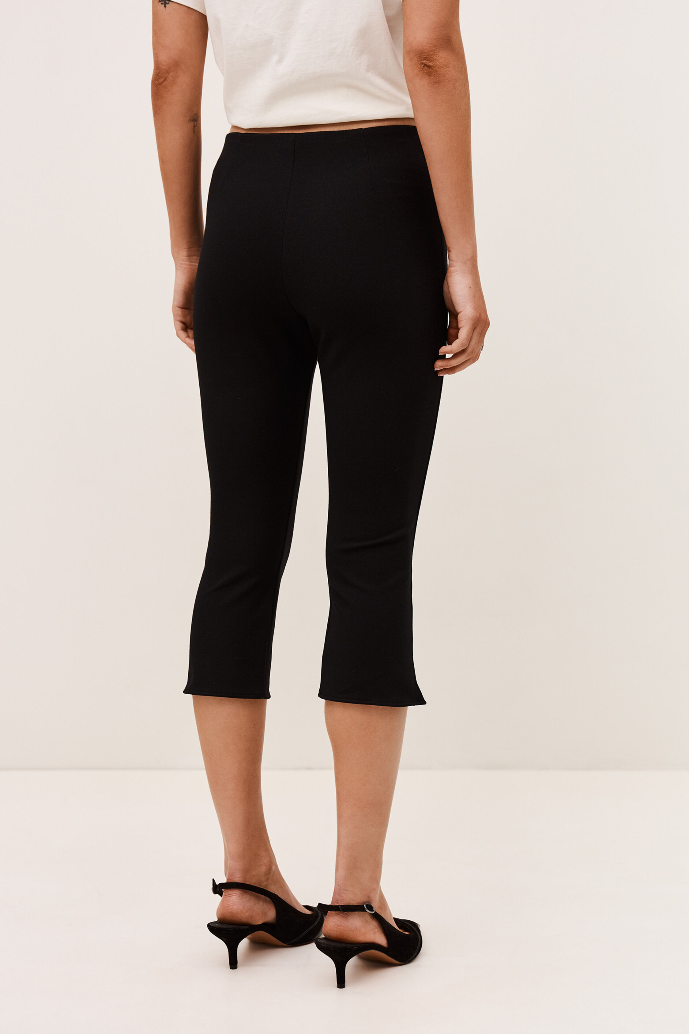 pants CAPRIA