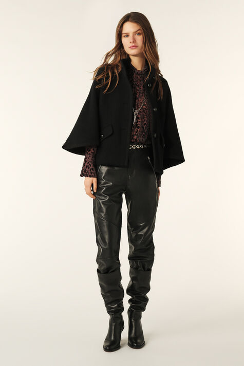 CLOAK VILLY